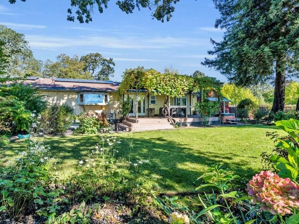 180 W Trinity Road - Photo 1