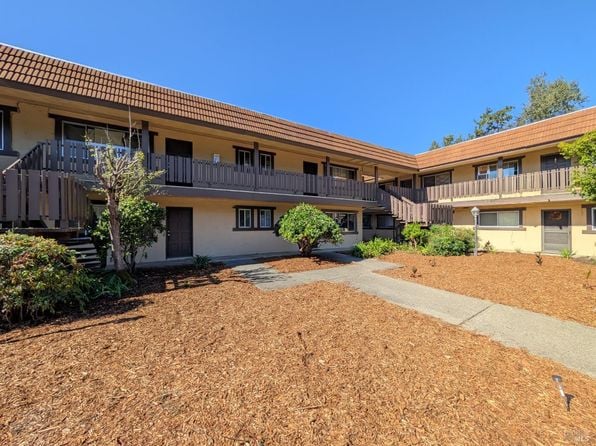 6015 Montecito Boulevard - Photo 1