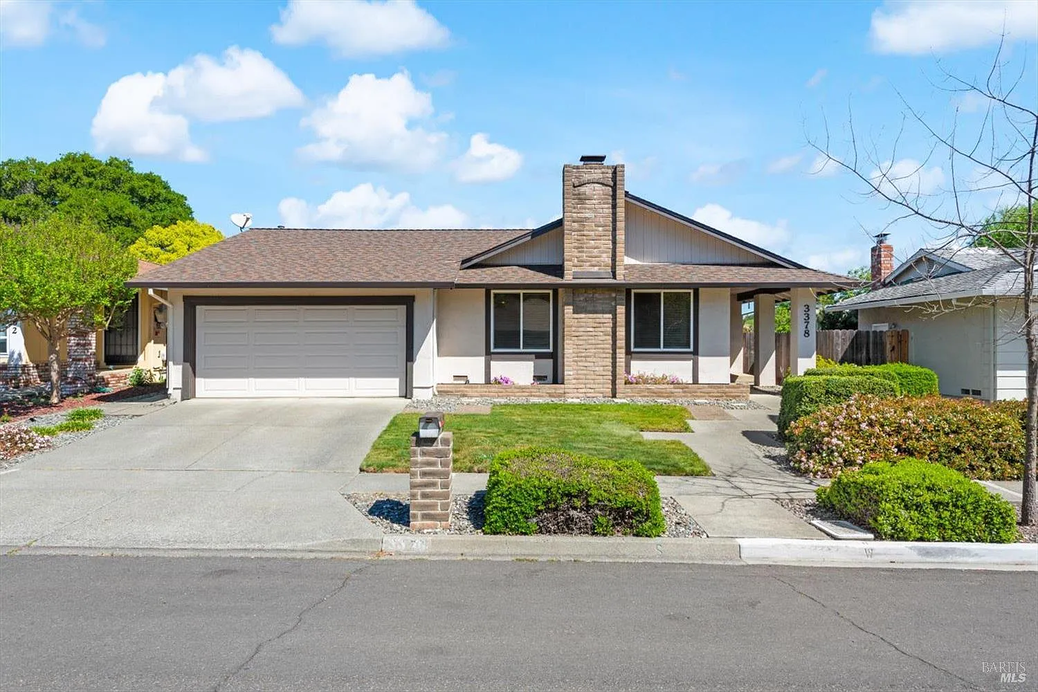 3378 Twin Oaks Drive - Photo 1