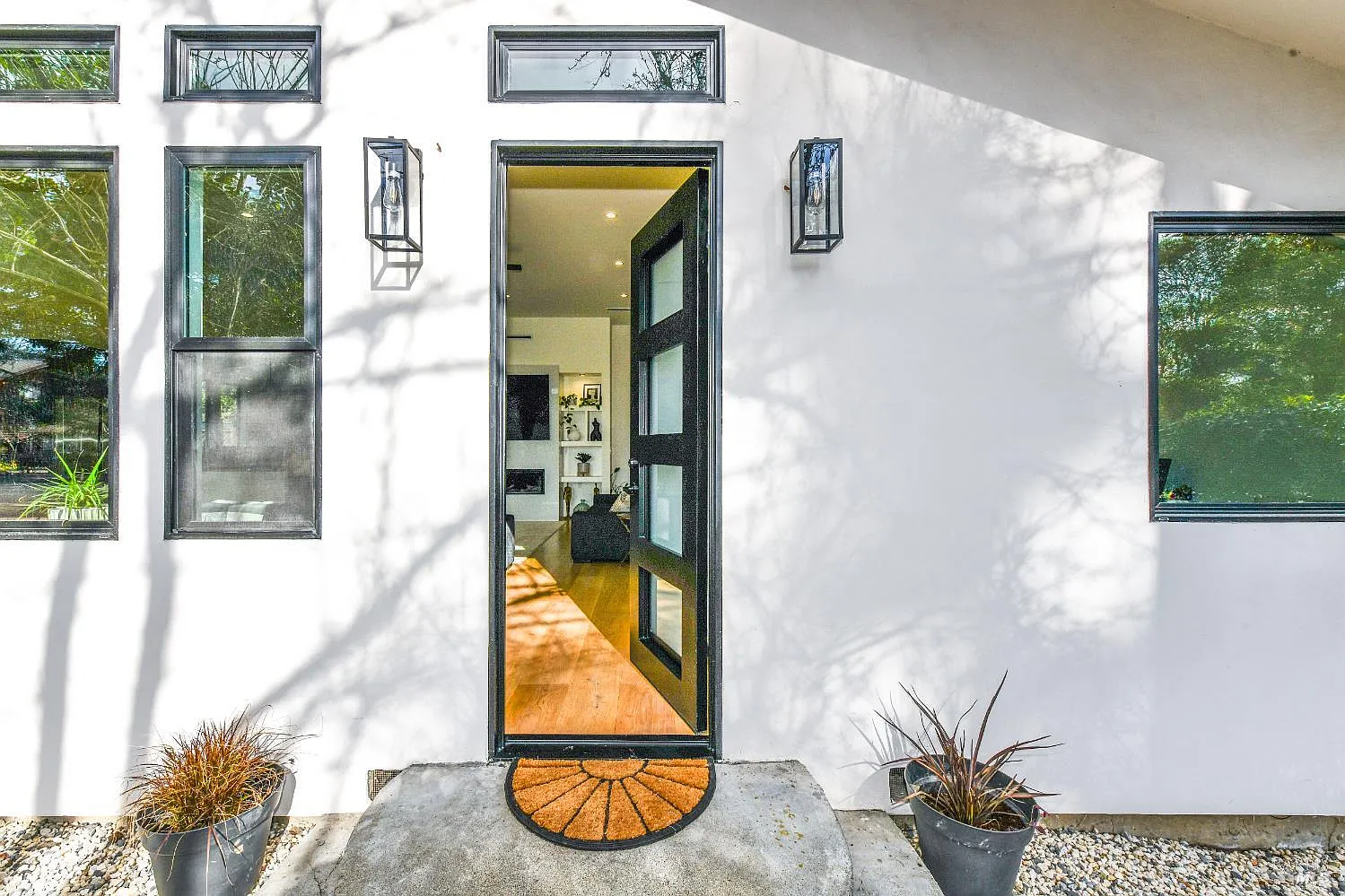 2470 W Pueblo Avenue - Photo 1