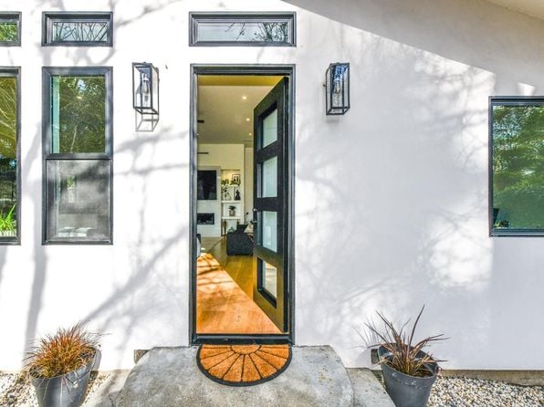 2470 W Pueblo Avenue - Photo 1