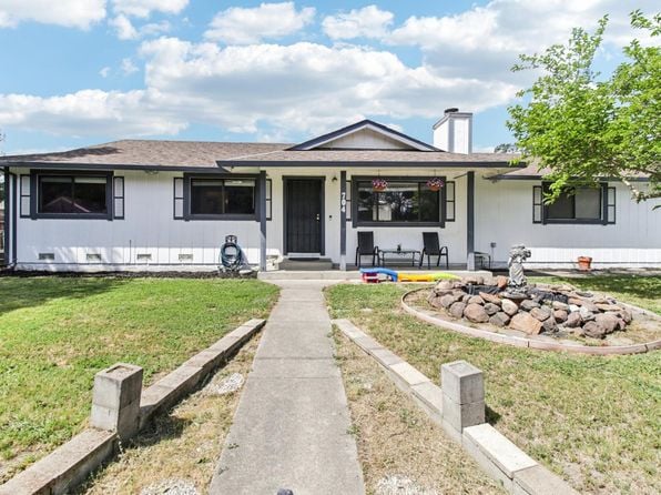 704 Daybrook Drive - Photo 1