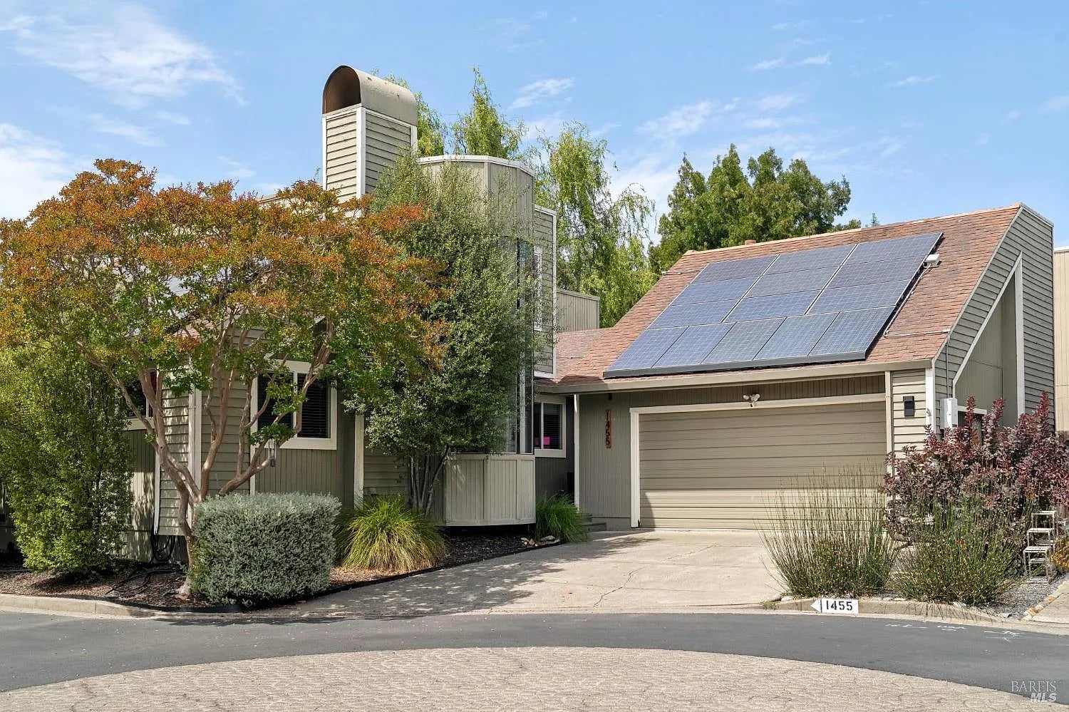 1455 Capri Avenue - Photo 1