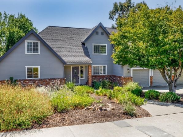 4713 Circle B Place - Photo 1