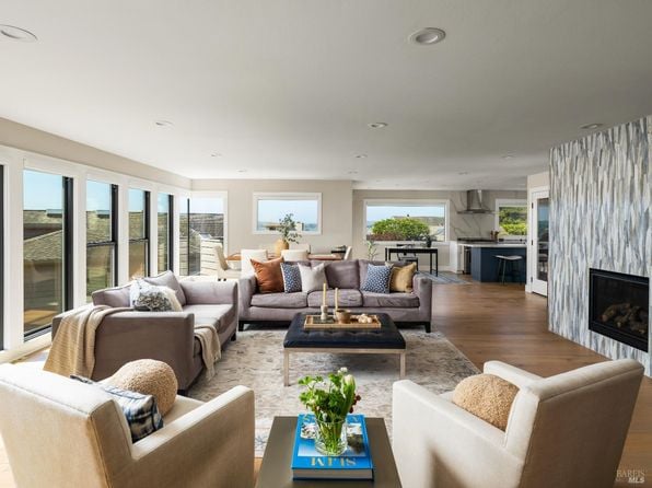 142 Poppy Court - Photo 1