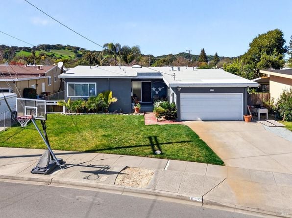 635 S Minahen Street - Photo 1