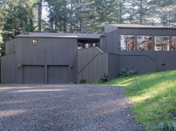 880 River Beach Road - Photo 1