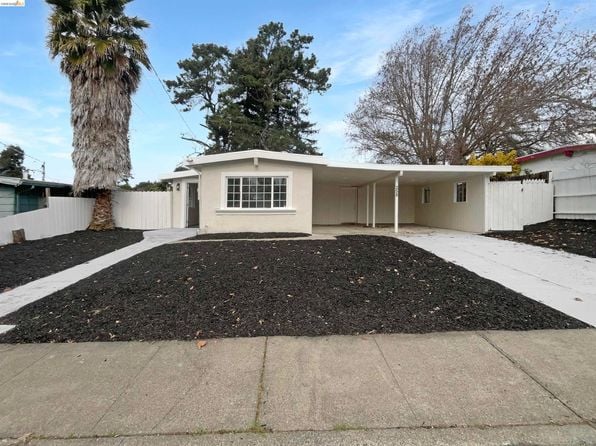 258 Los Altos Pl - Photo 1