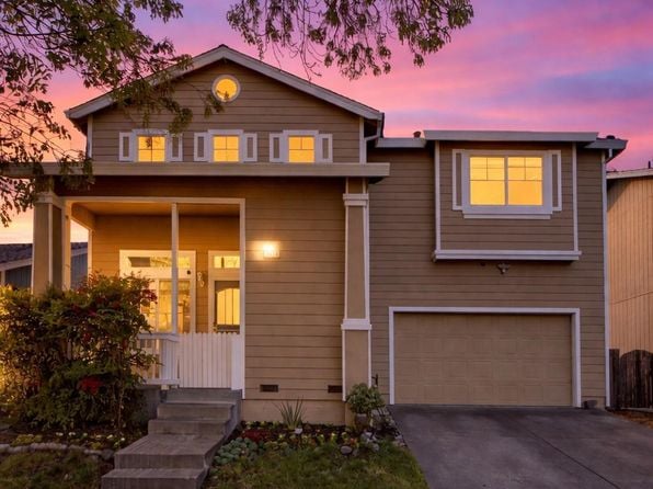 2473 Meda Avenue - Photo 1