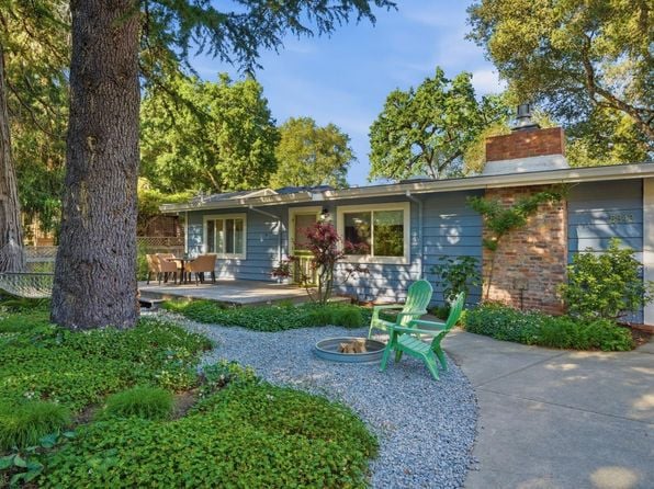 8843 Marianna Drive - Photo 1