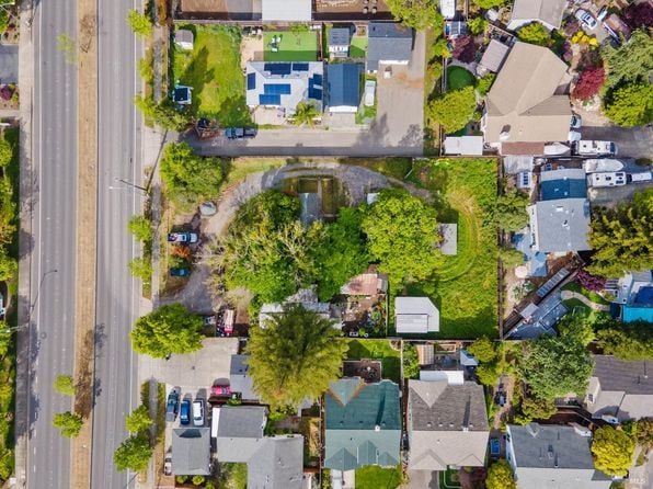 2457 Guerneville Road - Photo 1