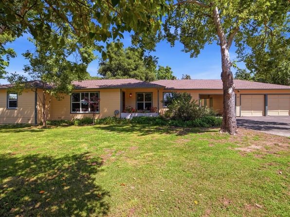 644 Piezzi Road - Photo 1