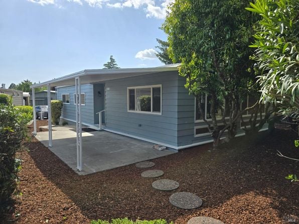 21 Sequoia Circle - Photo 1