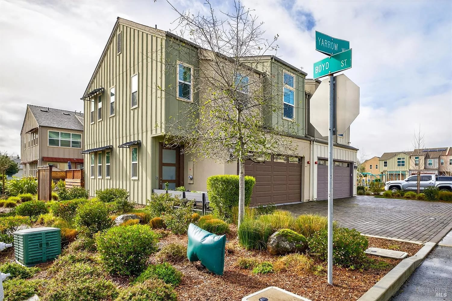 48 Yarrow Way - Photo 1