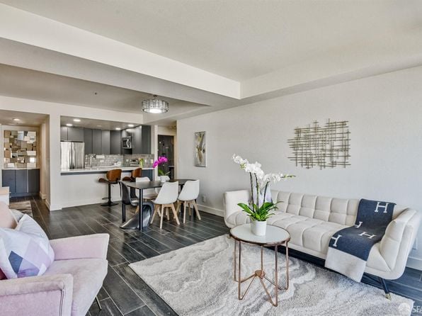 601 Van Ness Ave APT 801 - Photo 1