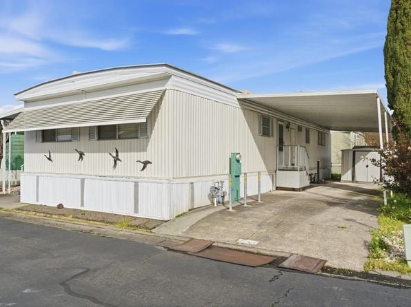 305 Aileen Avenue - Photo 1