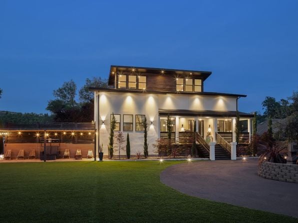 18015 Riverside Drive - Photo 1