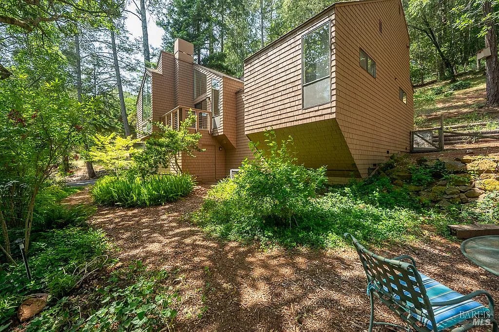 827 Wild Oak Drive - Photo 1