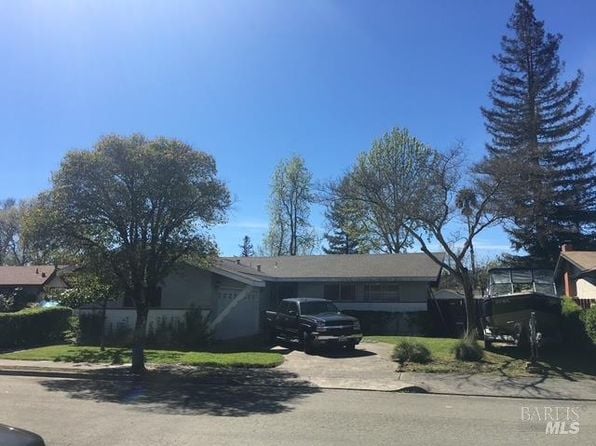 2127 Fremont Drive - Photo 1