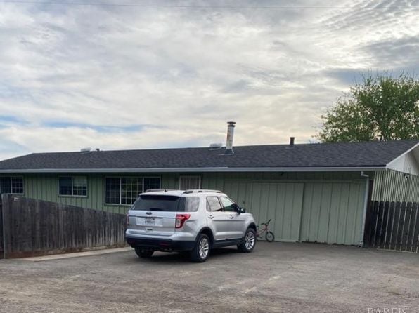 921 Valley Drive - Photo 1