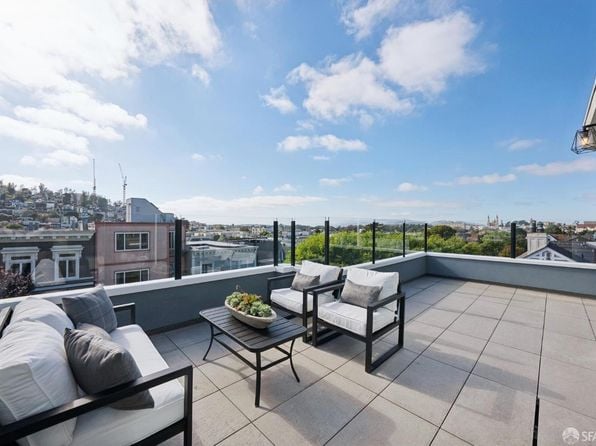 482-484 Belvedere St - Photo 1