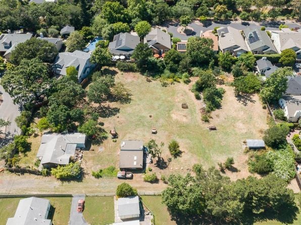 234 Malet Street - Photo 1