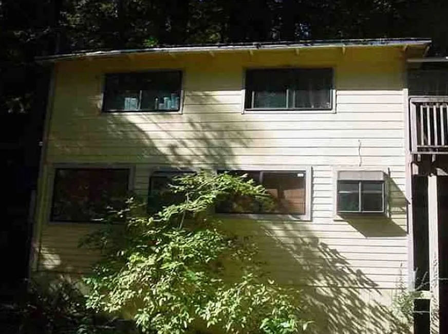 15054 Cherry St - Photo 1