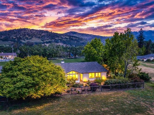 6282 Melita Road - Photo 1