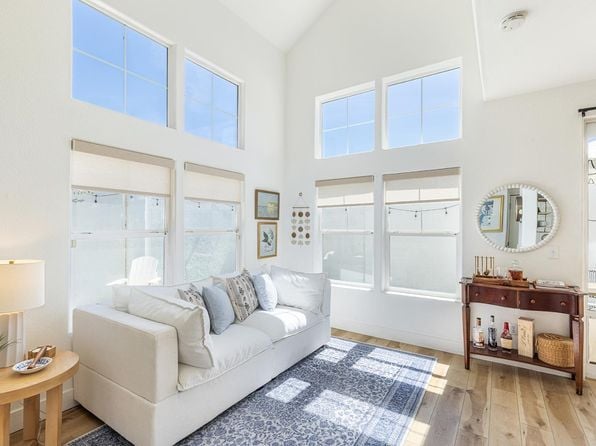 1520 Pinebrook Place - Photo 1