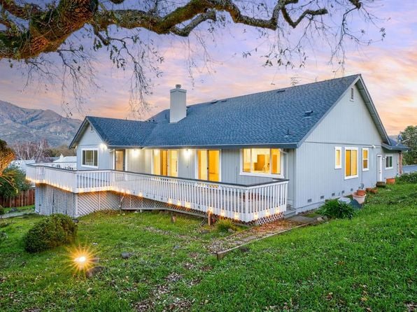 405 Crestridge Place - Photo 1