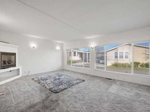 571 Birchwood Drive - Photo 1