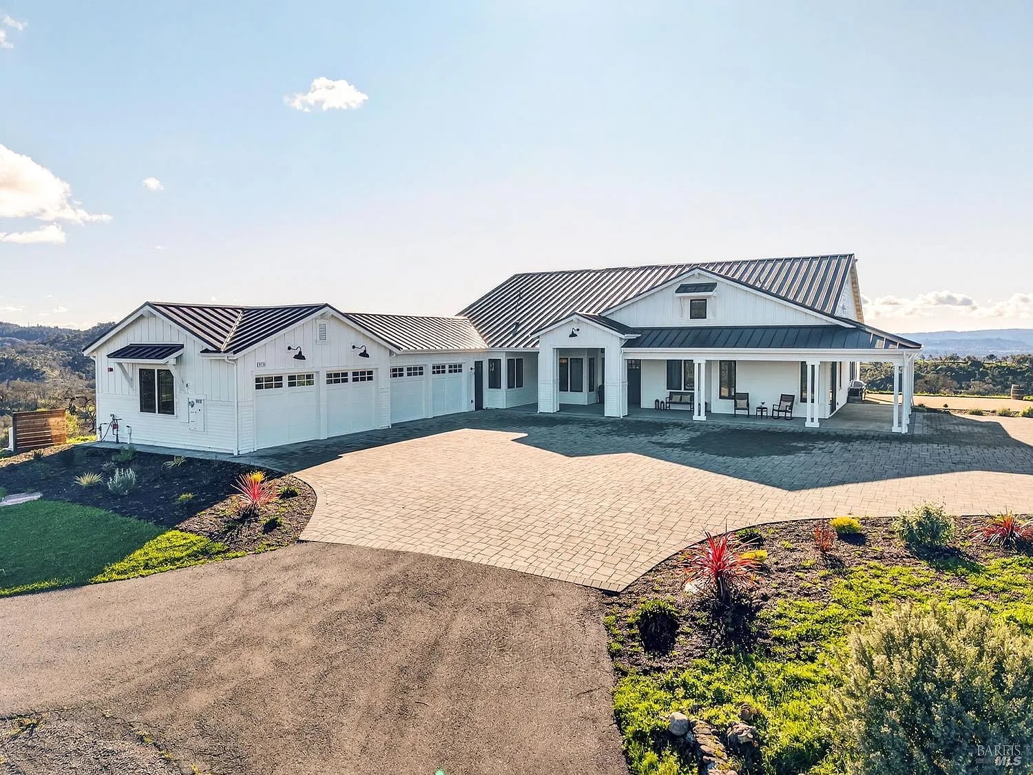 9110 Chalk Hill Road - Photo 1