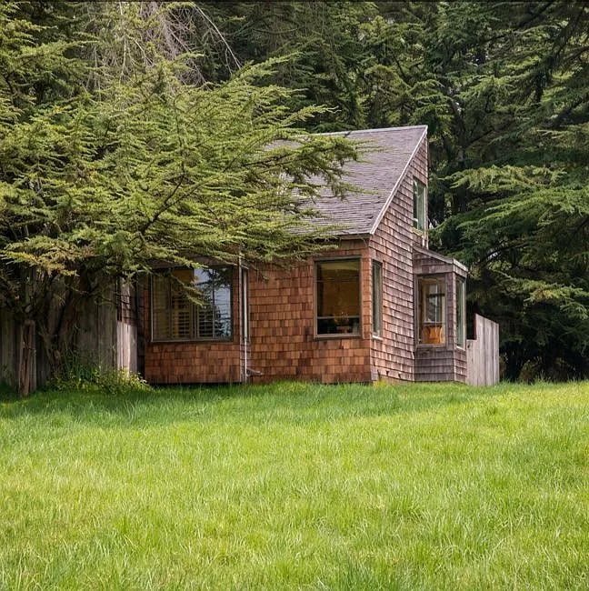 39654 Leeward Rd - Photo 1