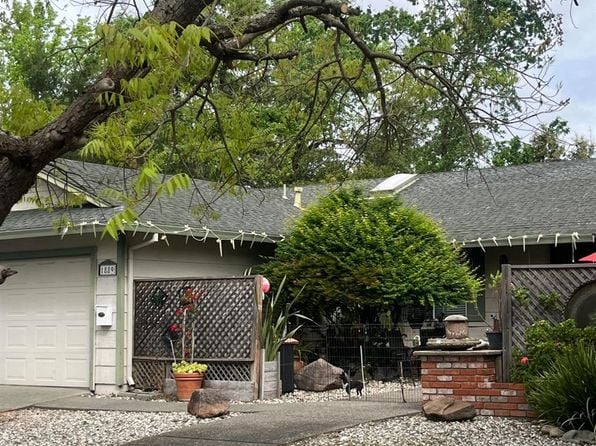 1889 jennings Avenue - Photo 1