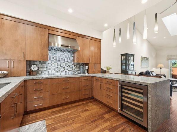 146 White Oak Drive - Photo 1