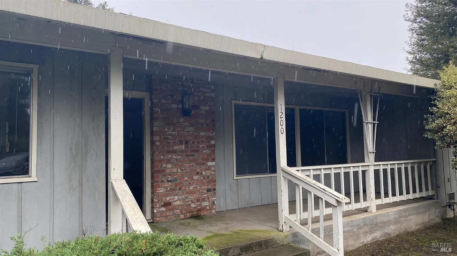 1200 Apple Tree Court - Photo 1