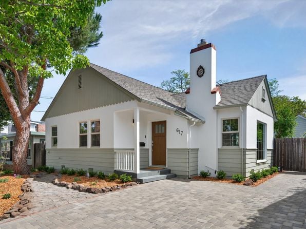 617 G Street - Photo 1