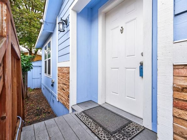 24 Leisure Park Circle - Photo 1