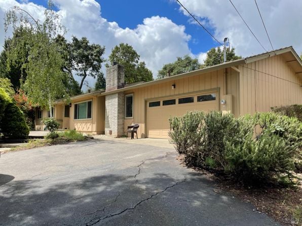 3970 Kim Court - Photo 1