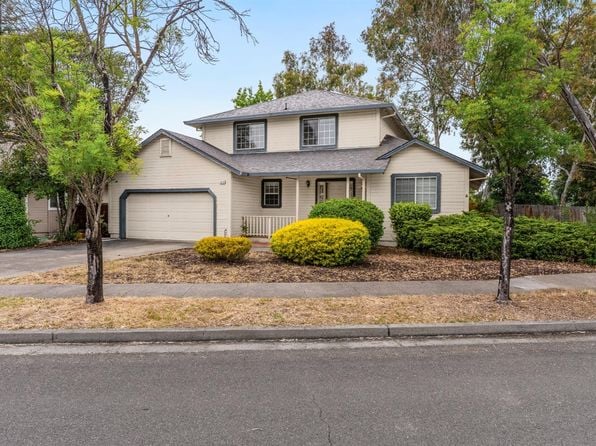 2319 Jennings Avenue - Photo 1