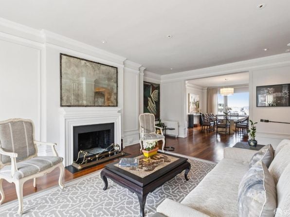 1100 Sacramento St APT 302 - Photo 1