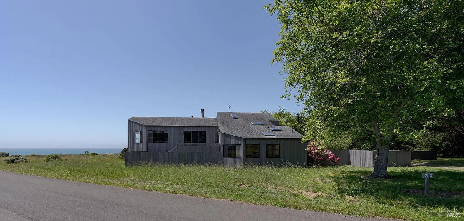 290 Del Mar Point - Photo 1