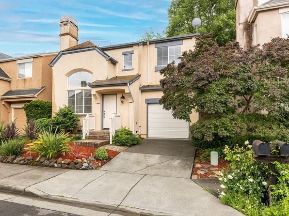 2414 Bramble Way - Photo 1