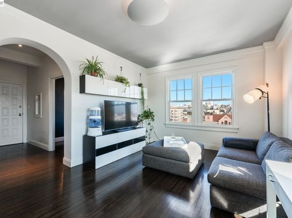 2999 California St #606 - Photo 1