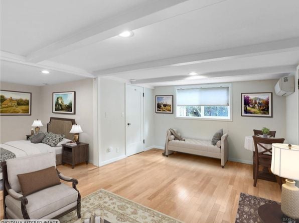 18070 Myrtle Avenue - Photo 1