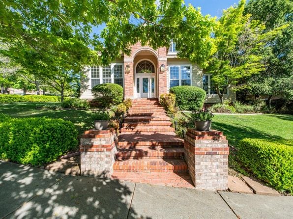 4742 Livingstone Place - Photo 1