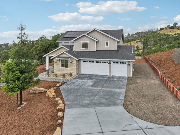 5663 Crystal Drive - Photo 1