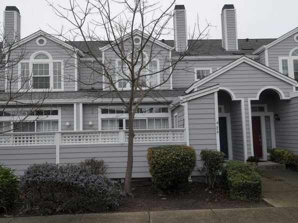 626 Ryan Ln - Photo 1