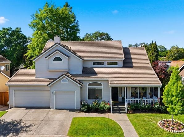 117 Madrid Way - Photo 1