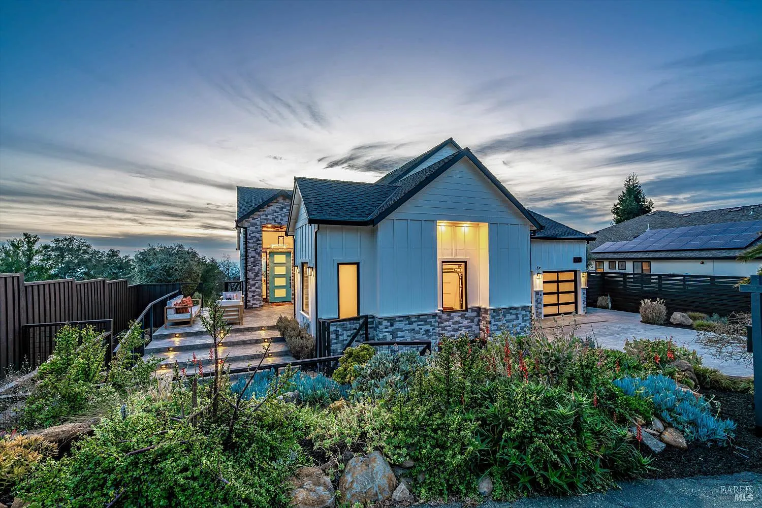 2116 Wedgewood Way - Photo 1